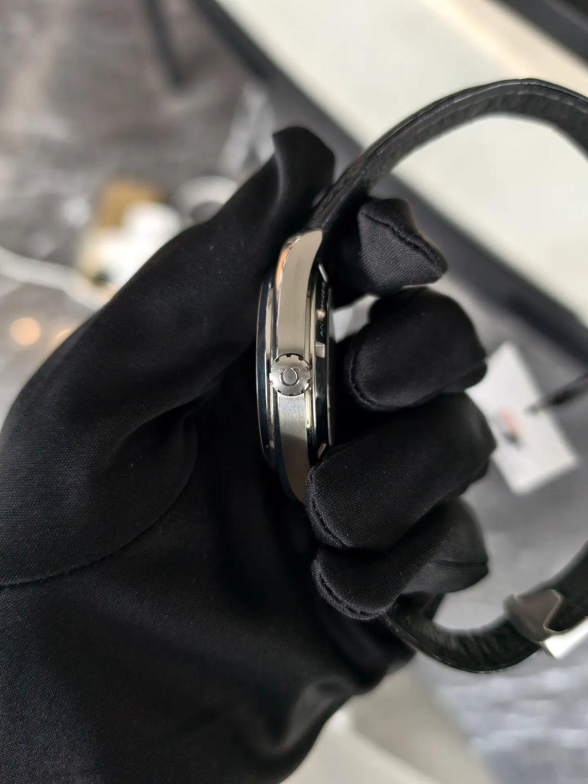 Omega Armbanduhr