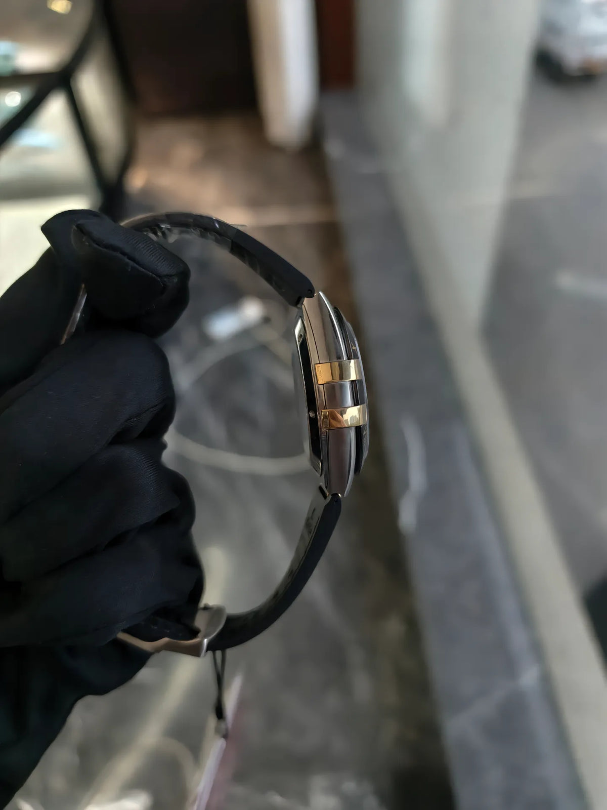 Omega Armbanduhr