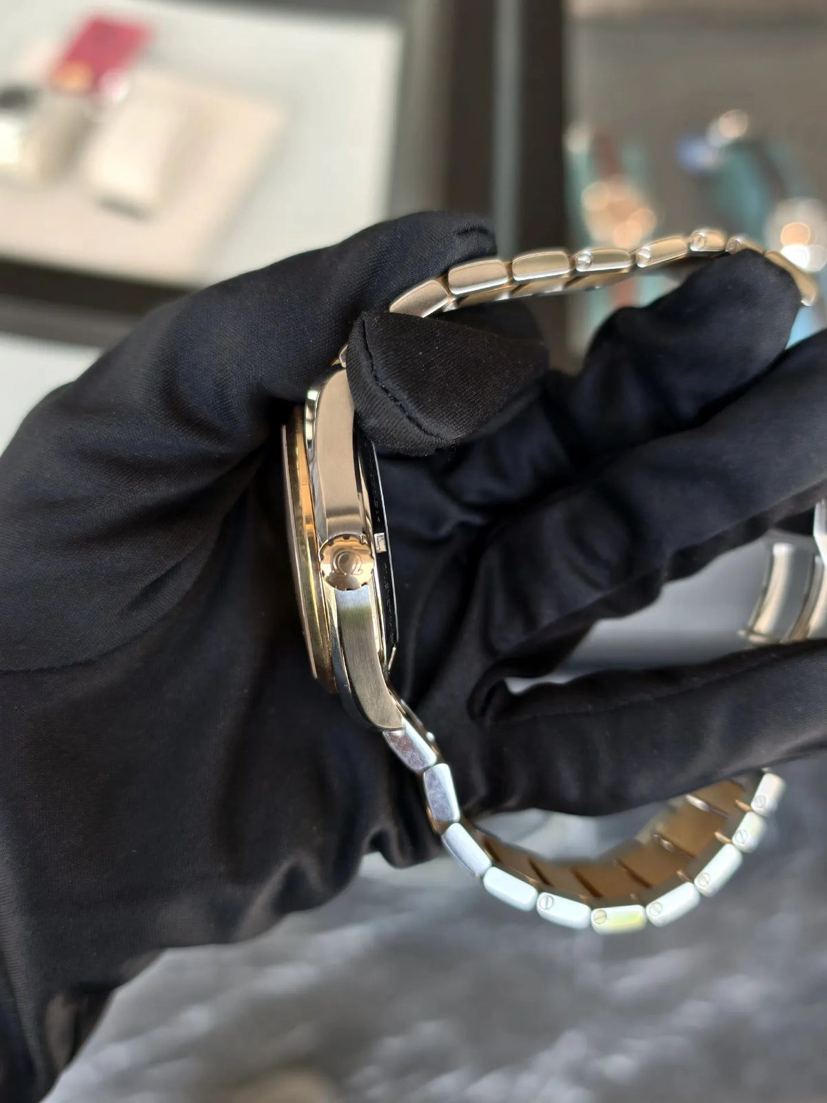 Omega Armbanduhr