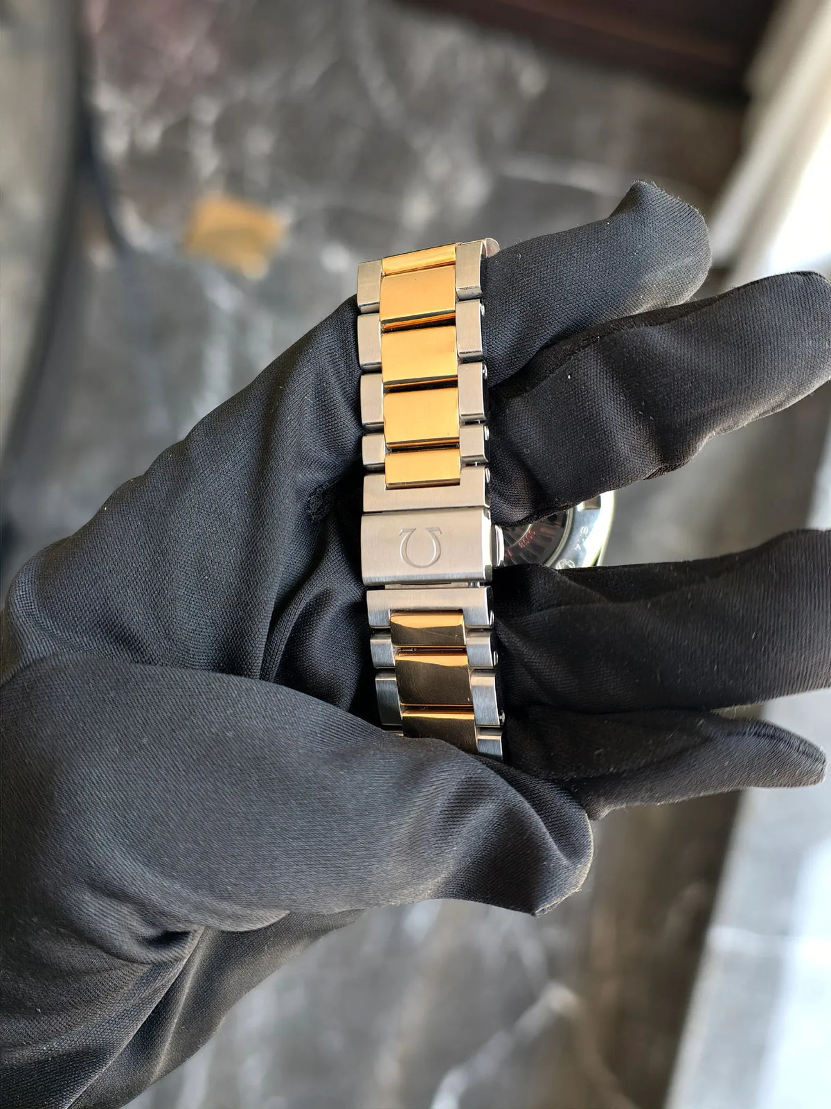 Omega Armbanduhr